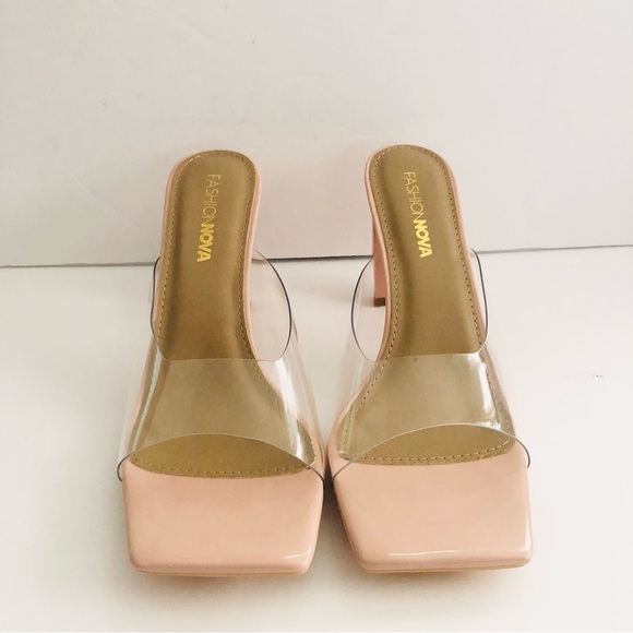 FASHION NOVA NUDE LIFT ME UP CLEAR HEELS (7.5) - Picture 4 of 8